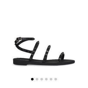 Steve Madden sandal